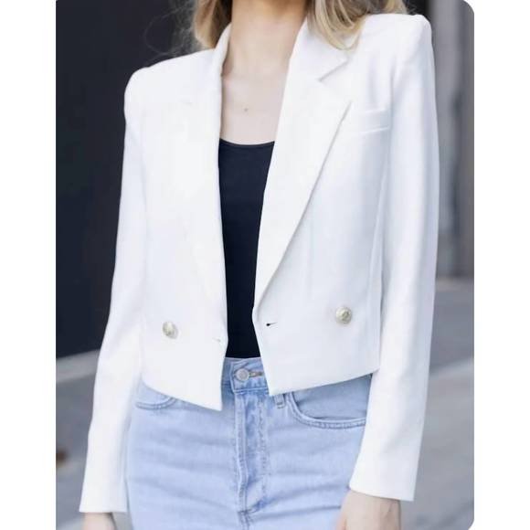 NEW GENERATION LOVE clara cropped blazer in white - Picture 1 of 2